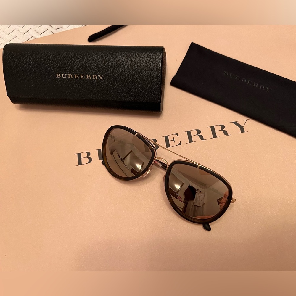 Burberry mirrored sunglasses for women